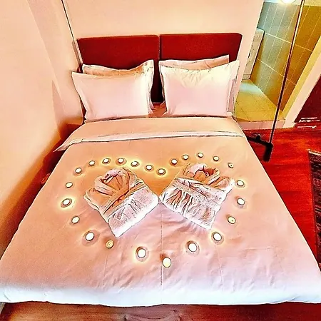 Hotel Mates Historical