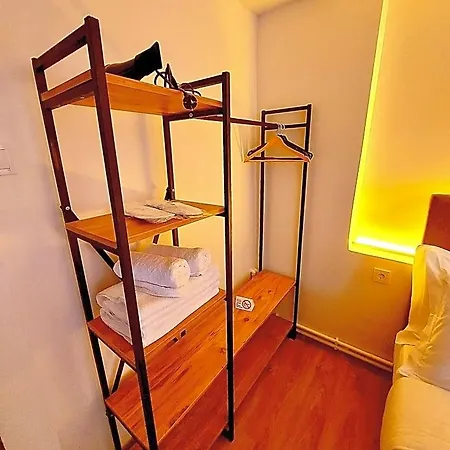Mates Historical Hotel 3*