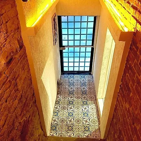 Mates Historical Hotel 3*