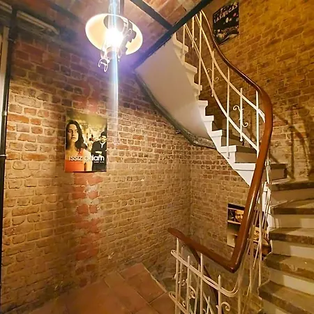Hotel Mates Historical